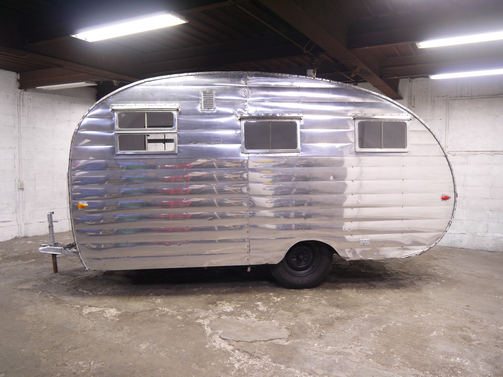 BELLWOOD TRAVEL TRAILER トラベルトレーラー 14フィート｜STOCK｜札幌の中古車販売・カスタム・メンテナンス｜BE