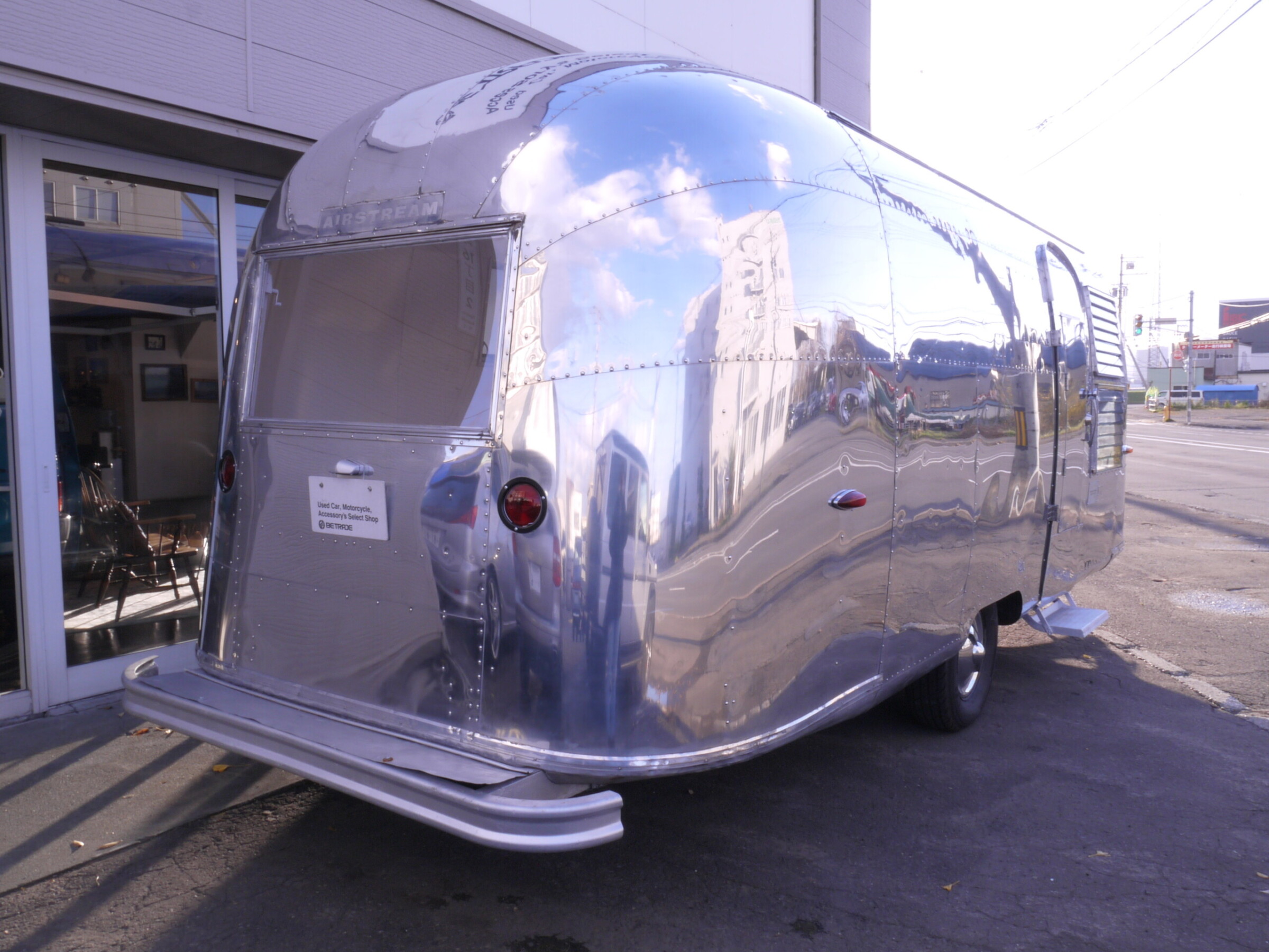 AIRSTREAM FLYING CLOUD TRAVEL フライングクラウド トラベルトレーラー 22フィート｜STOCK｜札幌の中古車販売